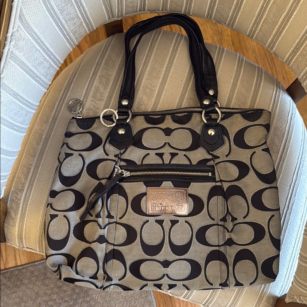 Coach Poppy Black and Gray Signature Tote Bag